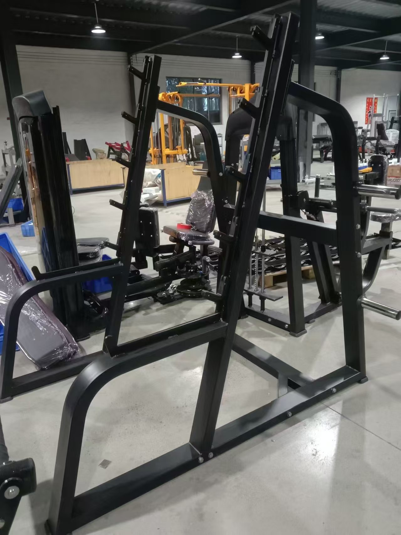 Squat Rack Power Cage, Plate L - Heavy Equipment In reseña y precio